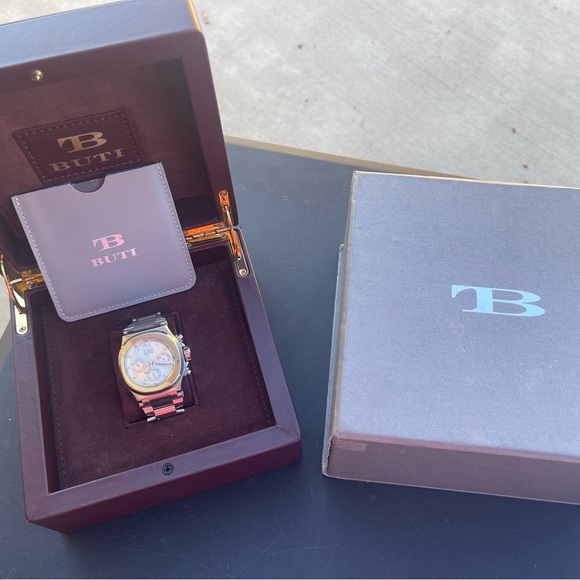 TB Buti Automatic chronograph Luxury Watch - Picture 7 of 10